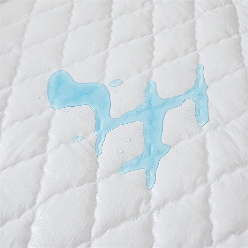 Quilted Mattress Protector – Soft Geometric Fitted Sheet Cover