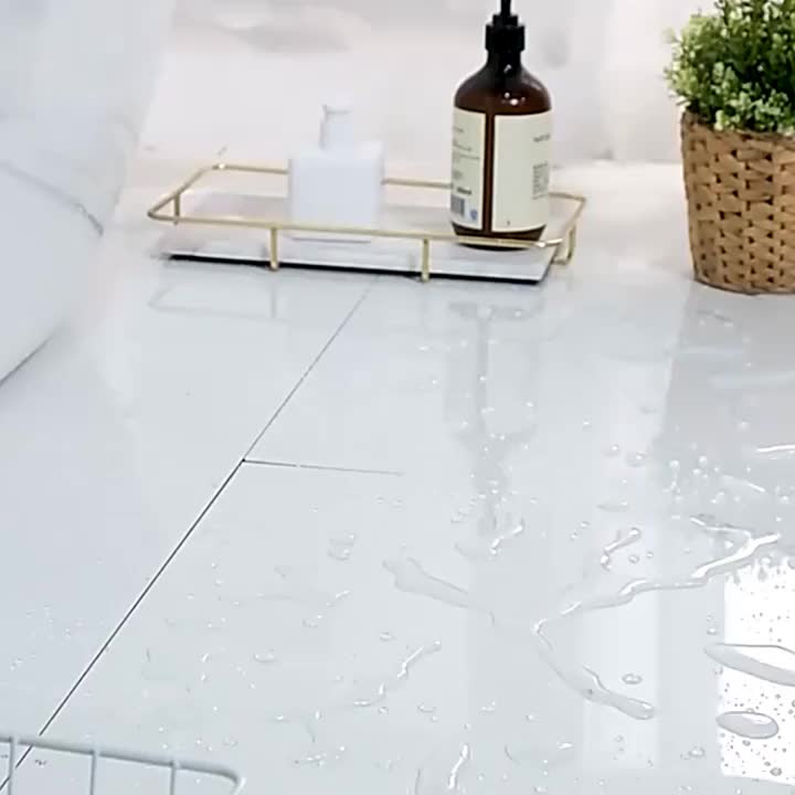 Soft Coral Velvet Bath Mat – Non-Slip Absorbent Bathroom Rug