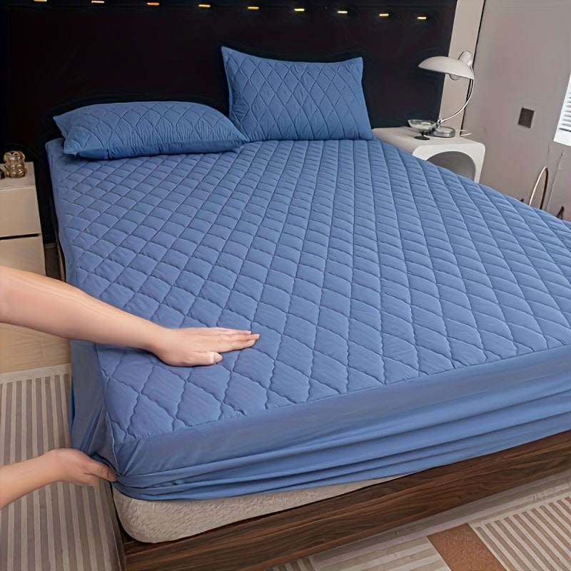 Quilted Mattress Protector – Soft Geometric Fitted Sheet Cover